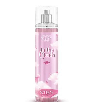 eva in the clouds mist